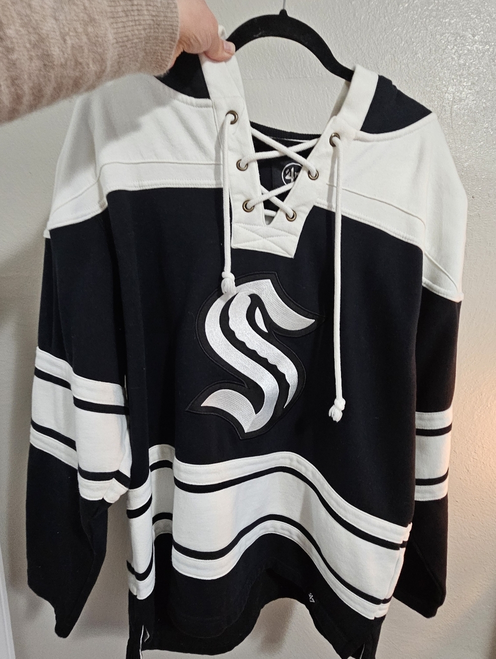Seattle Kraken 47 Brand Black and White Lace-Up Hockey Pullover